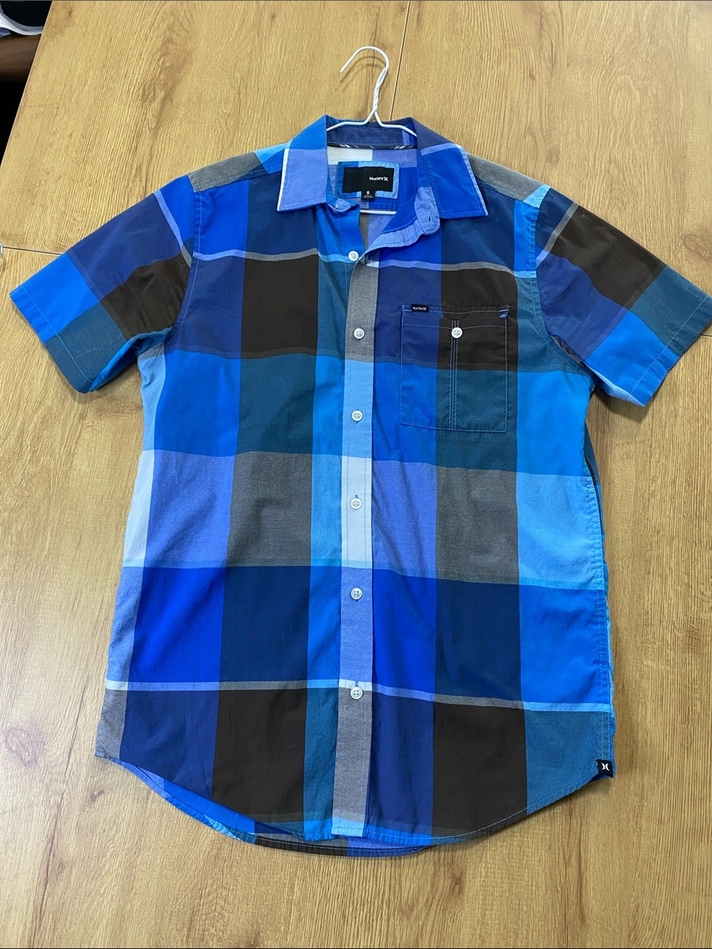 Hurley Blue and Black Plaid Short-Sleeve Button-Down Shirt